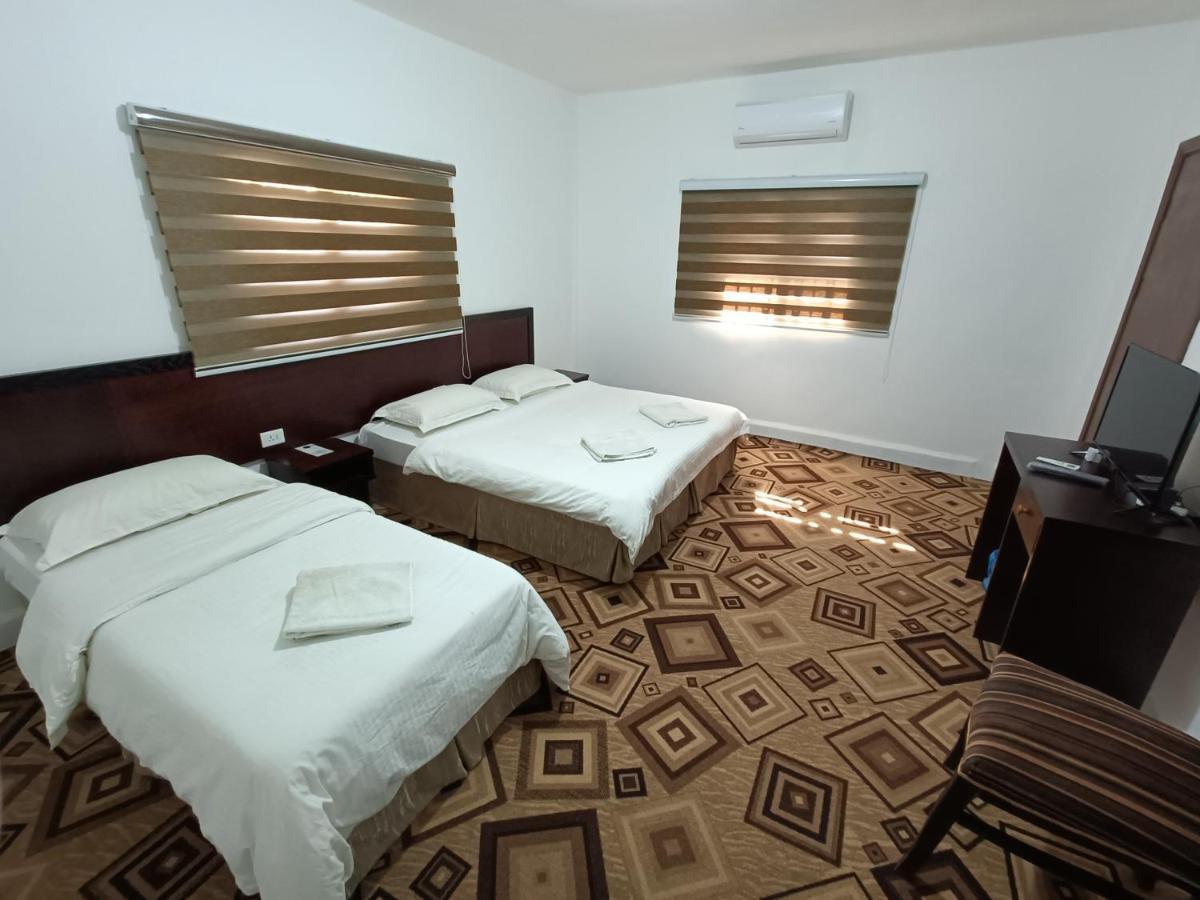 Happy Night Hostel Wadi Musa Exterior foto
