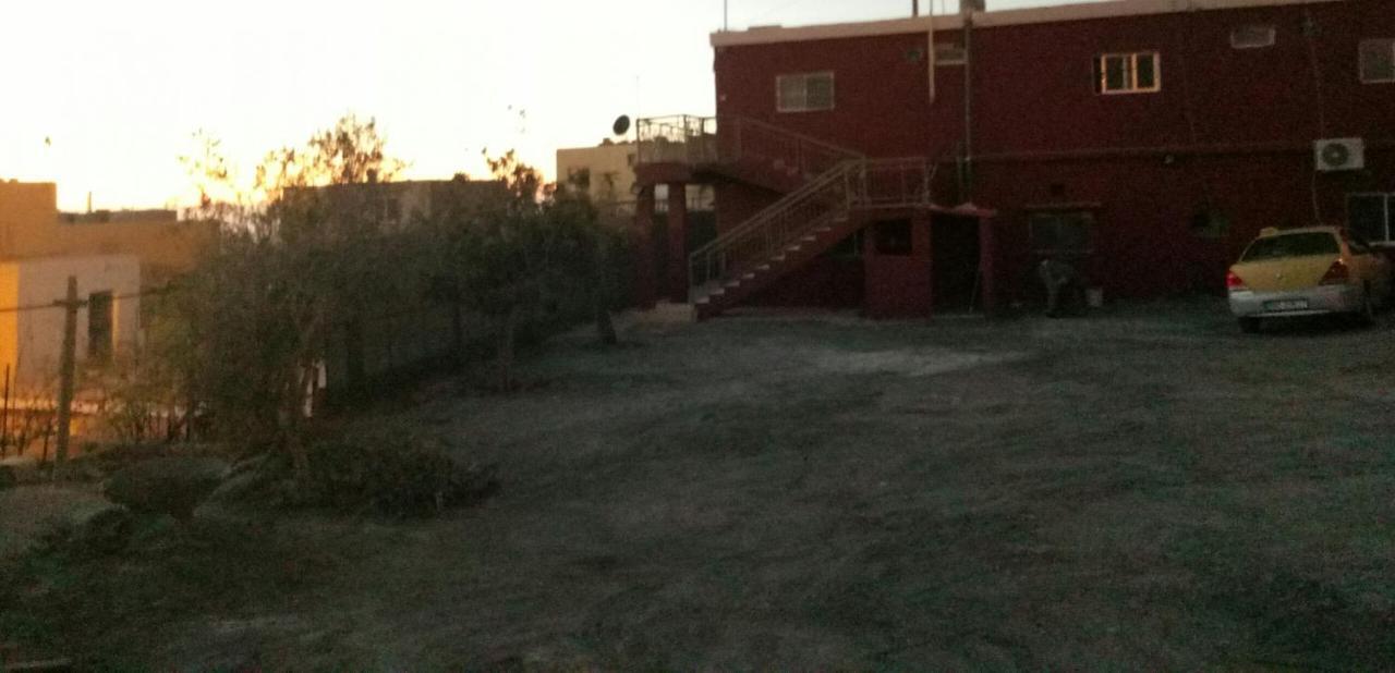 Happy Night Hostel Wadi Musa Exterior foto